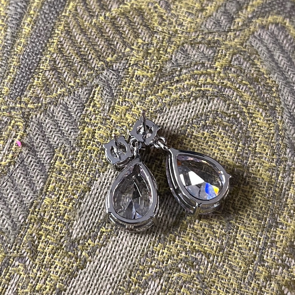 Sparkling Silver Teardrop Earrings - Picture 5 of 5